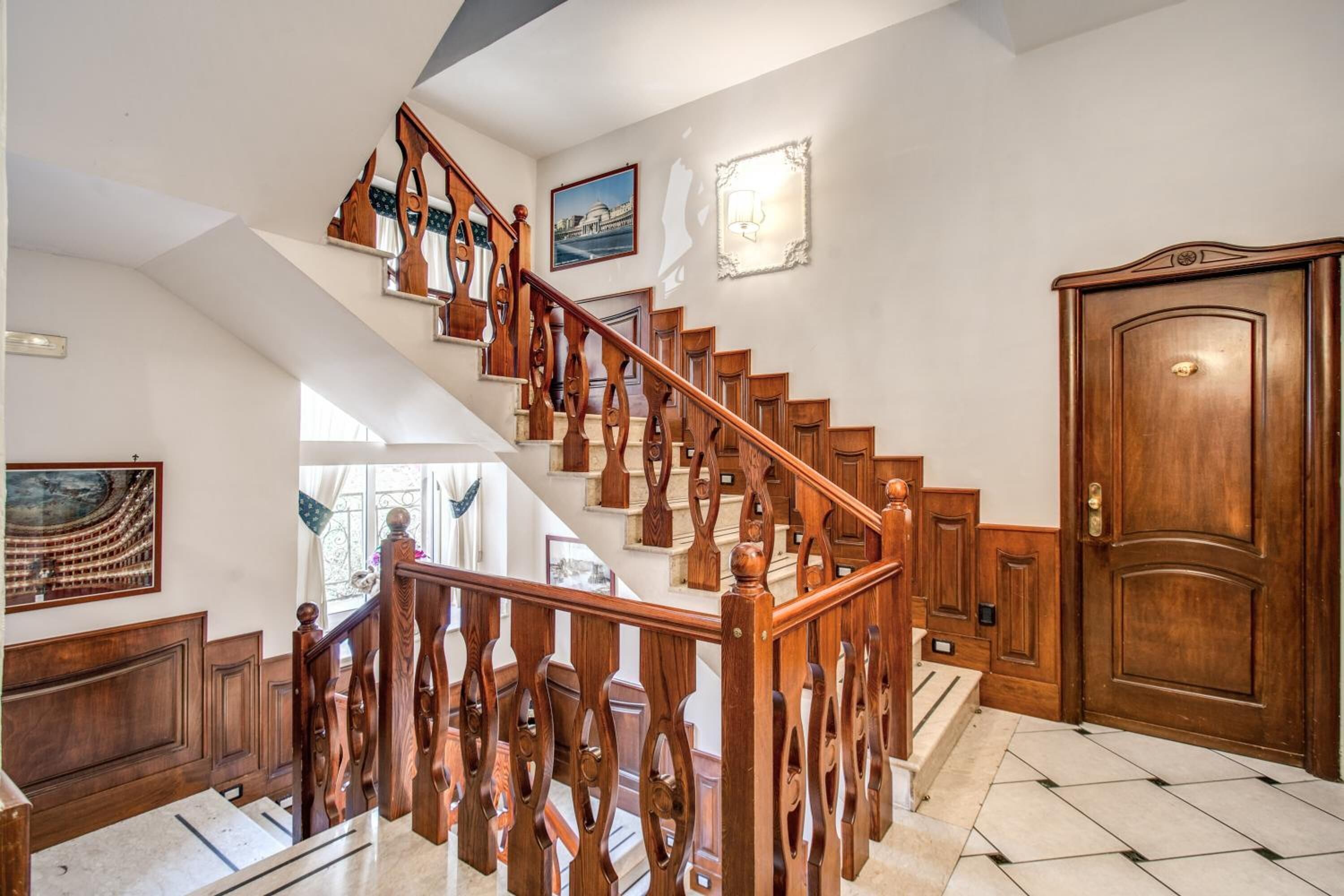 Photo - Garibaldi Suite