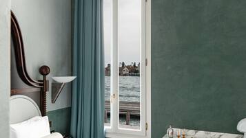 Deluxe Room, Canal View (Ognissanti) | View from room