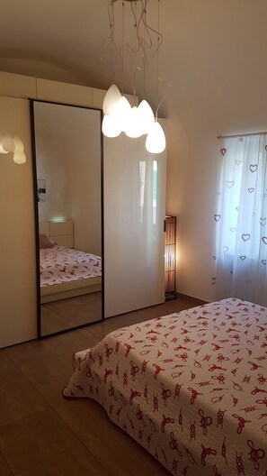 Blackout curtains, iron/ironing board, free WiFi, bed sheets - Bed & Breakfast Alassio (Alassio)