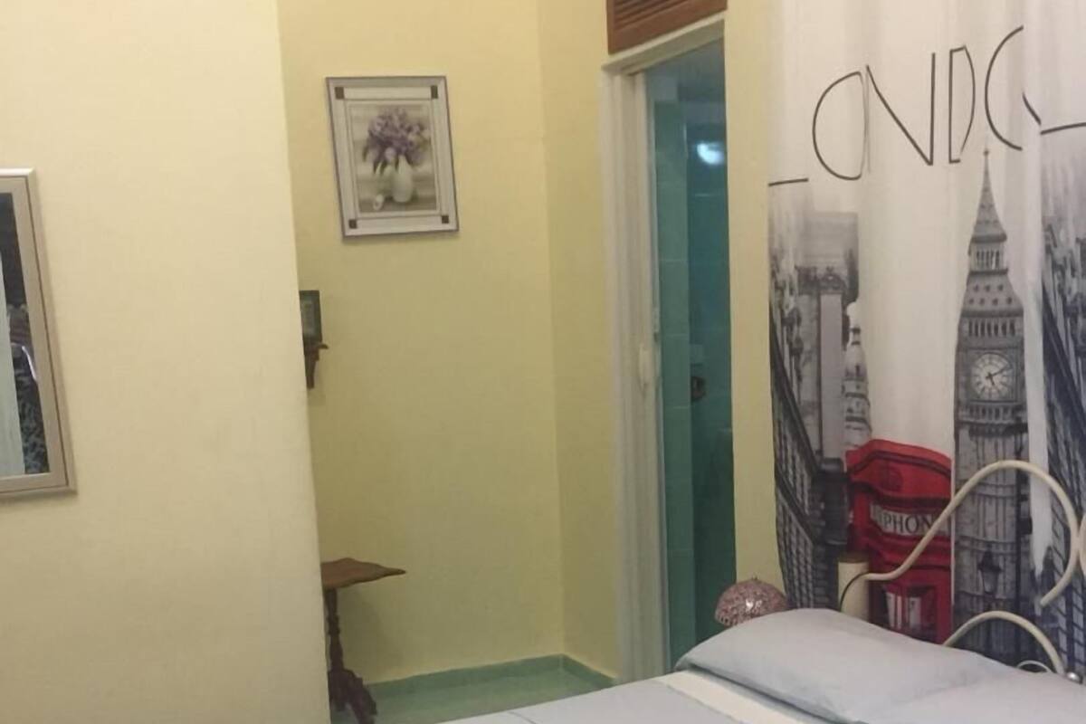 Camera standard 3 | Sábanas italianas Frette y ropa de cama de alta calidad