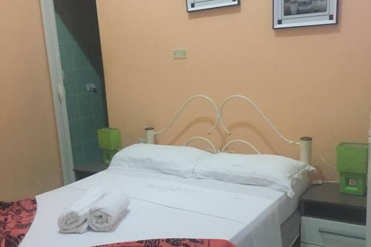 Camera standard 2 | Sábanas italianas Frette y ropa de cama de alta calidad