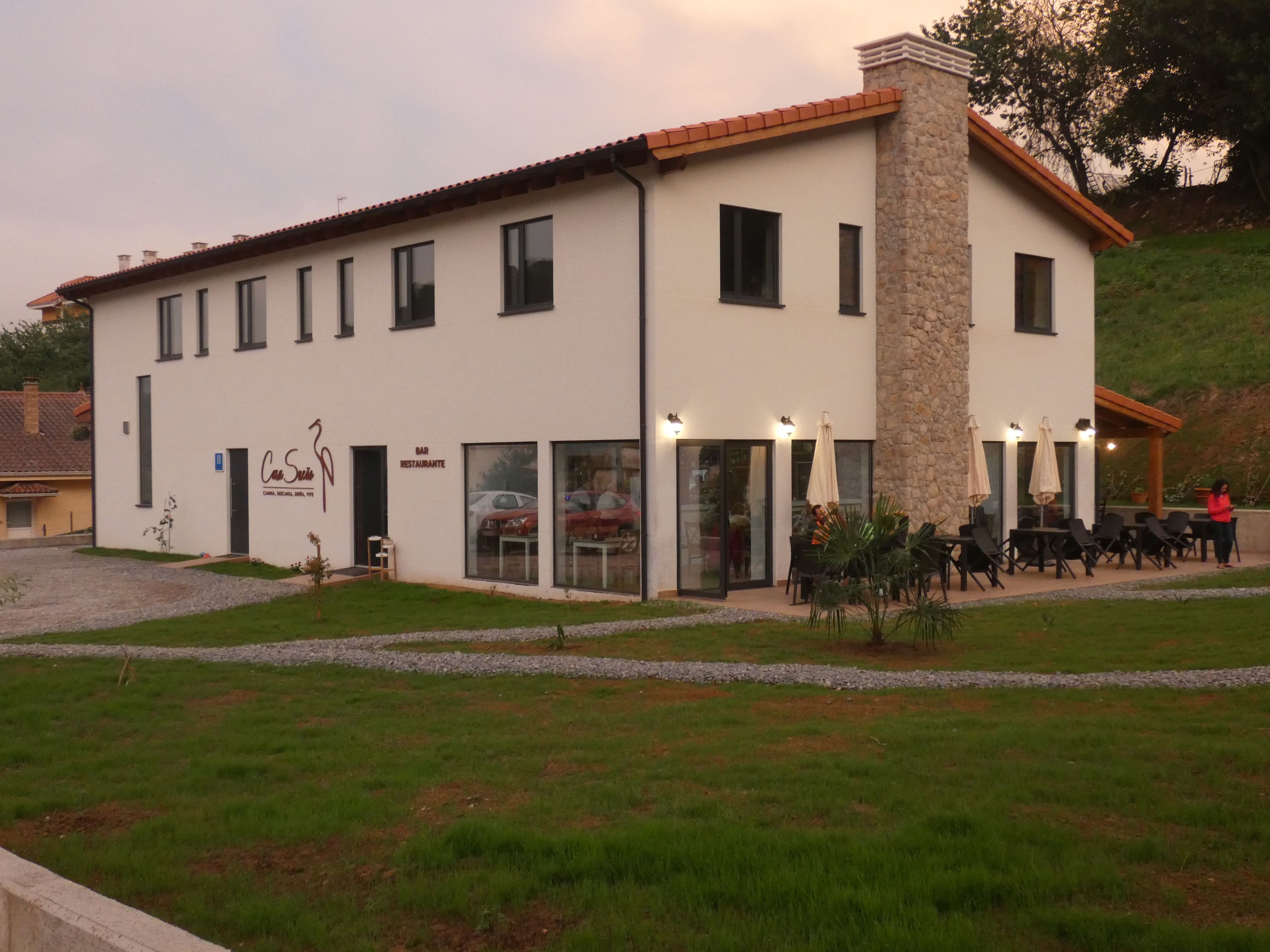 Se ofrece un desayuno bufé todos los días (por un coste adicional)