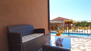 Villa, 4 chambres, piscine privée | Terrasse/Patio