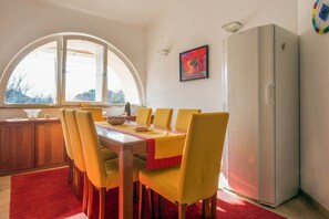 Dining - Villa Slava - your accommodation for all seasons (Malinska)