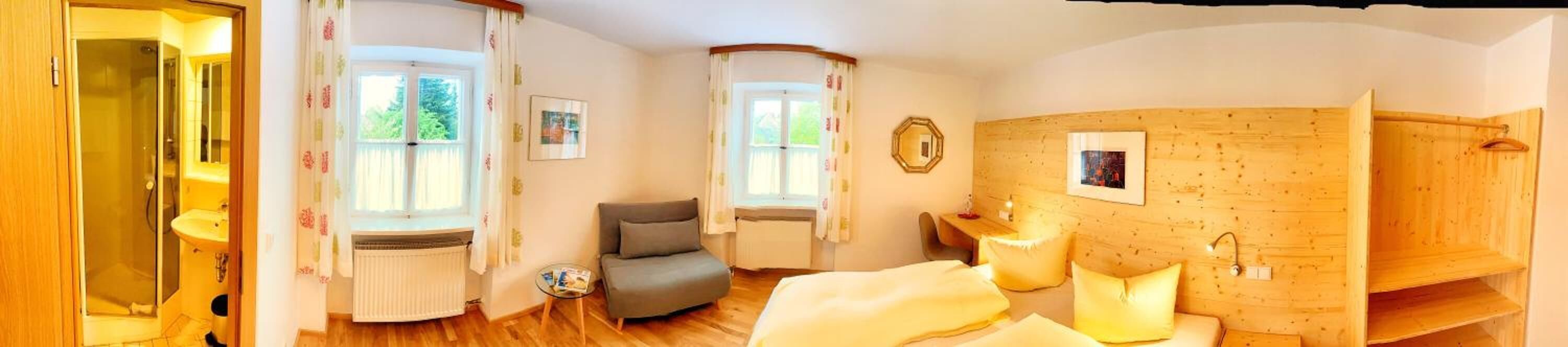 hypo-allergenic bedding, cots/infant beds, free wifi, bed sheets