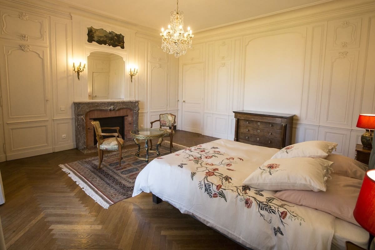 Chambre Double Supérieure, salle de bains attenante, vue jardin