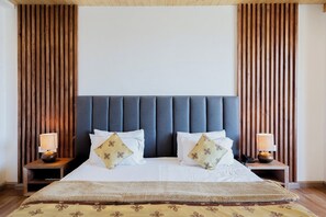 Soundproofing, free WiFi - Ladakh Himalayan Retreat (Leh)