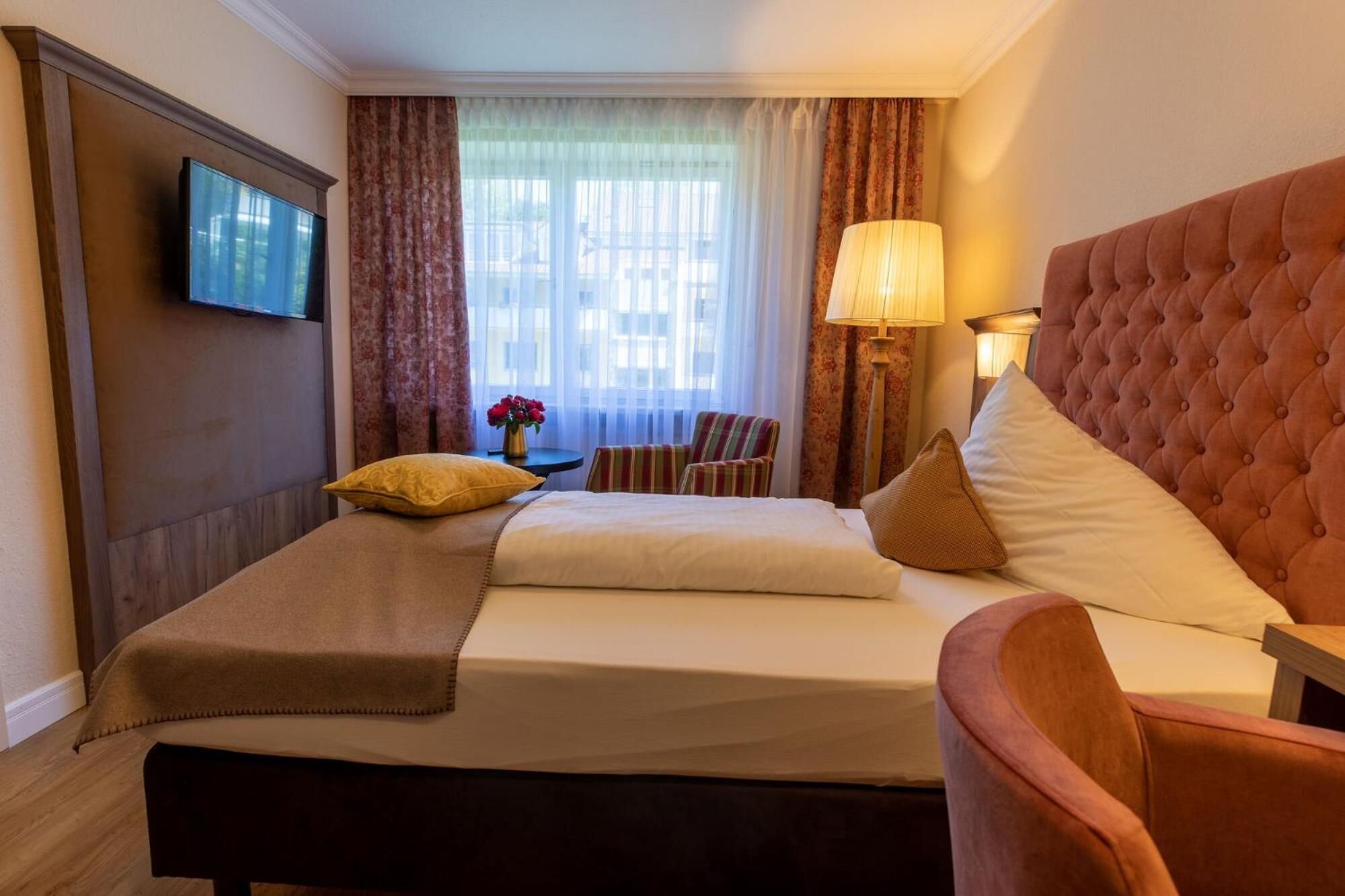 in-room safe, desk, free wifi, bed sheets