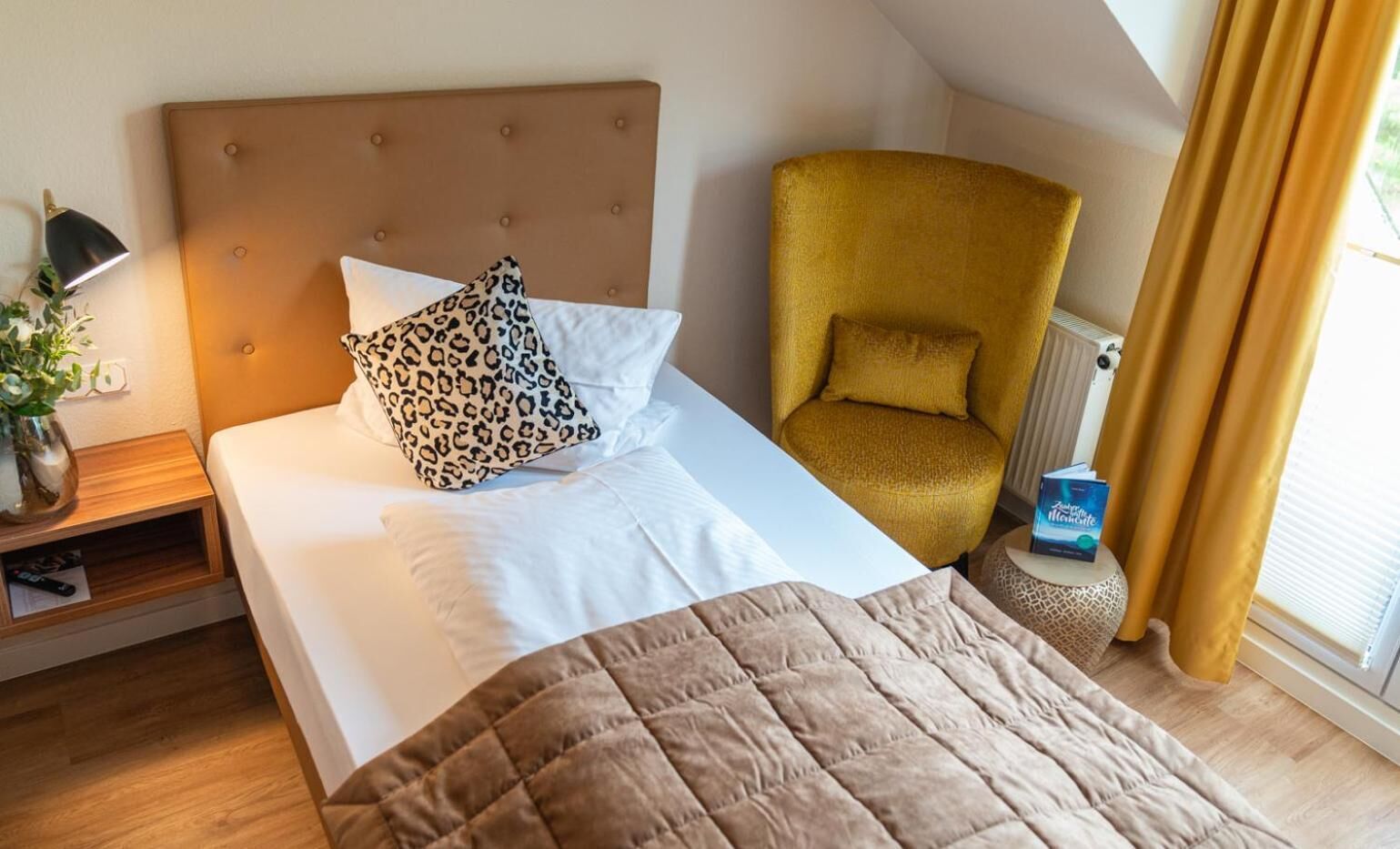 in-room safe, desk, free wifi, bed sheets