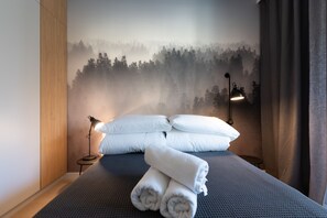 Apartament Elite (1.1) | 1 dormitori, escriptori, planxa i posts de planxar i wifi gratuïta 