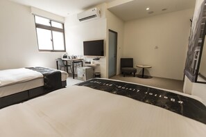Desk, blackout curtains, soundproofing, free WiFi