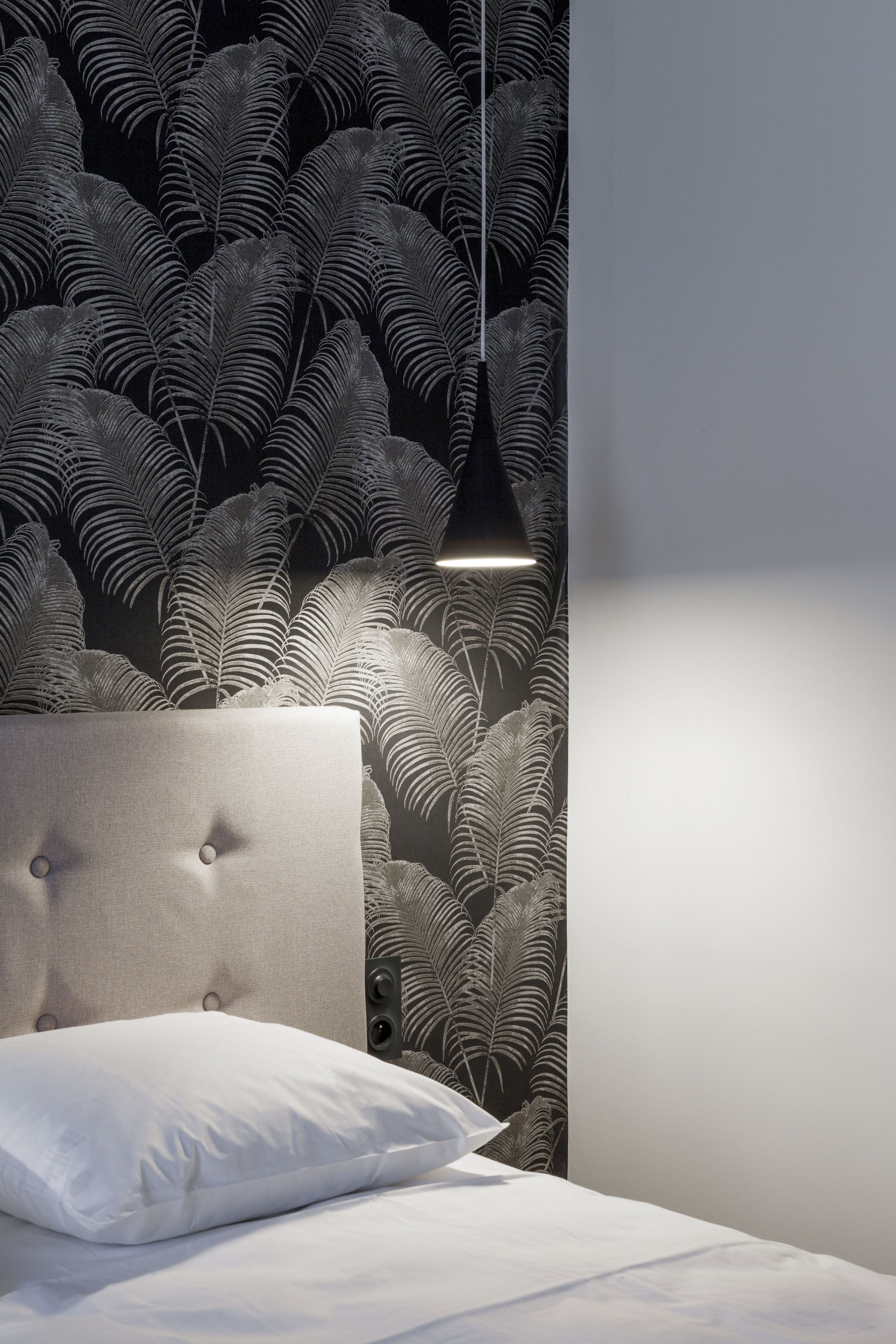 superior twin room | desk, soundproofing, free wifi, bed sheets