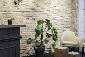 ロビー応接スペース