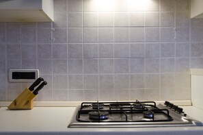 Apartment, 1 Schlafzimmer | Eigene Küche | Kühlschrank, Ofen, Herdplatte, Geschirrspüler