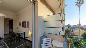 Apartment, 2Â Schlafzimmer, Balkon | Balkon