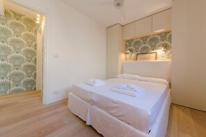 Apartment, 1 Schlafzimmer, Terrasse | 1 Schlafzimmer, Bügeleisen/Bügelbrett, Bettwäsche