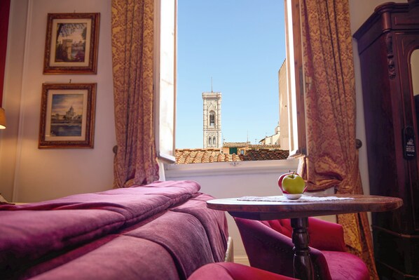 Studiosuite – junior | Sengetøy av topp kvalitet, dundyner og memory foam-senger