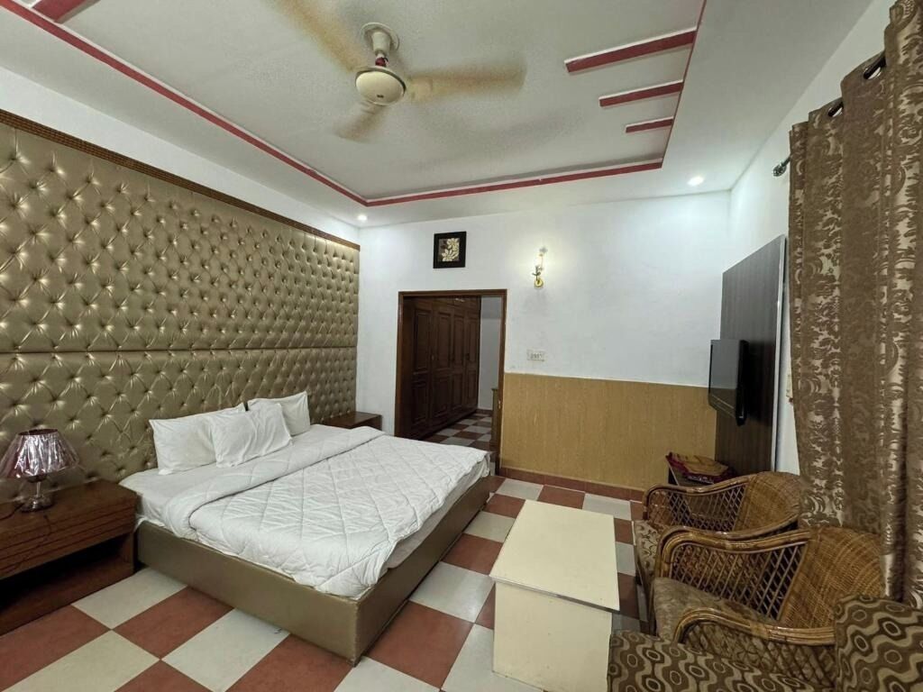 1 quarto, roupas de cama premium, frigobar, cofres nos quartos