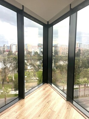 Desk, soundproofing, iron/ironing board, free WiFi - Bellevue Residence Suites (Batumi)