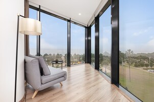 1 Bedroom Sea Panorama | 办公桌、隔音、熨斗/熨衣板、免费 WiFi