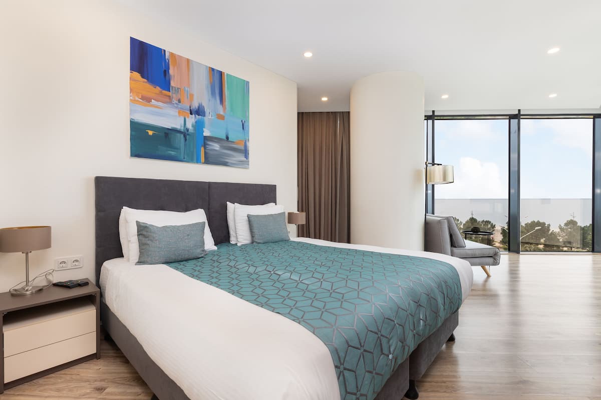1 Bedroom Sea Panorama | 1 bedroom, desk, soundproofing, iron/ironing board