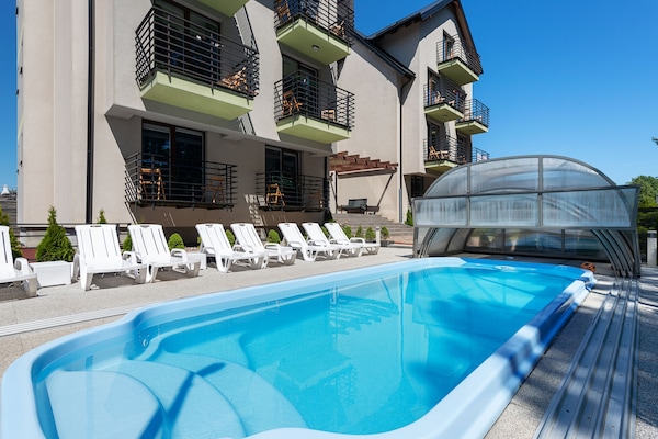 Seasonal outdoor pool