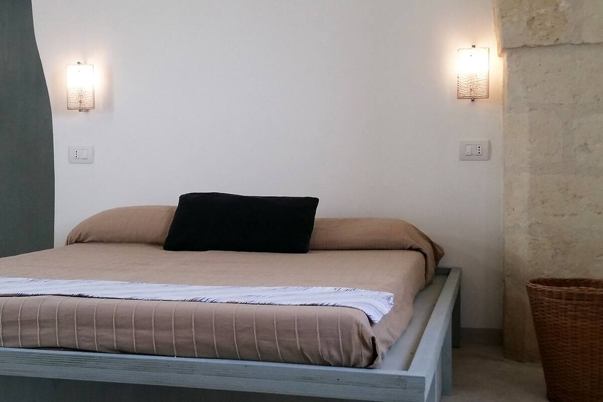 Double Room, Ensuite (Aleatico) | 1 bedroom, desk, free WiFi, bed sheets