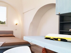 Studio, tilgjengelighetstilpasset, tekjøkken (Negramaro) | 1 soverom, skrivebord, wi-fi (inkludert) og sengetøy