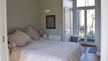 5 bedrooms, free WiFi