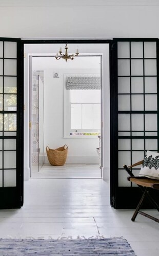 4 Bedroom Town House in Shepherds Bush