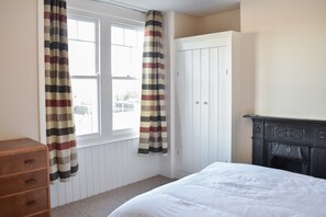 2 bedrooms, iron/ironing board, free WiFi - 2 Bedroom Garden Home in Preston Park (Brighton)