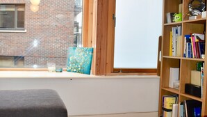 Room - Cosy 1 Bedroom Apartment In Heart Of City Centre (Dublin)