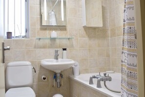 Appartement (2 Bedrooms) | Salle de bain