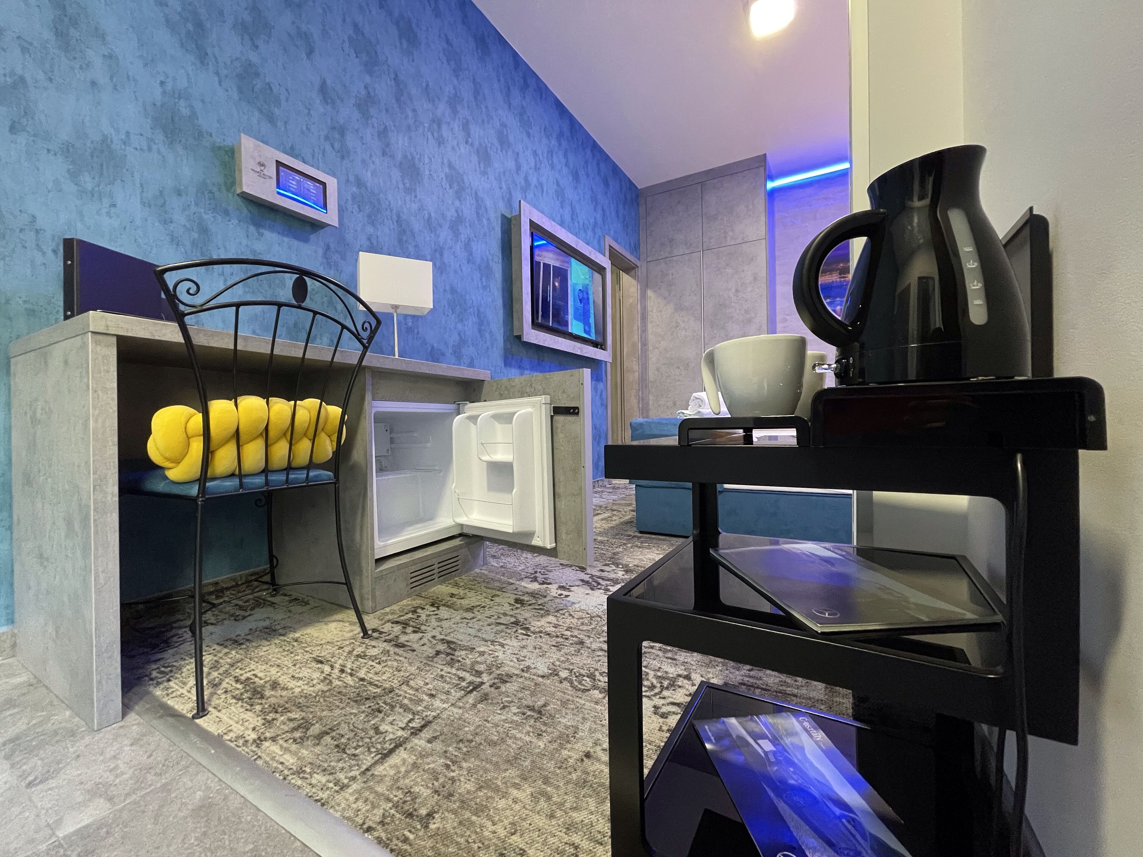 superior room | 1 bedroom, in-room safe, blackout curtains, soundproofing