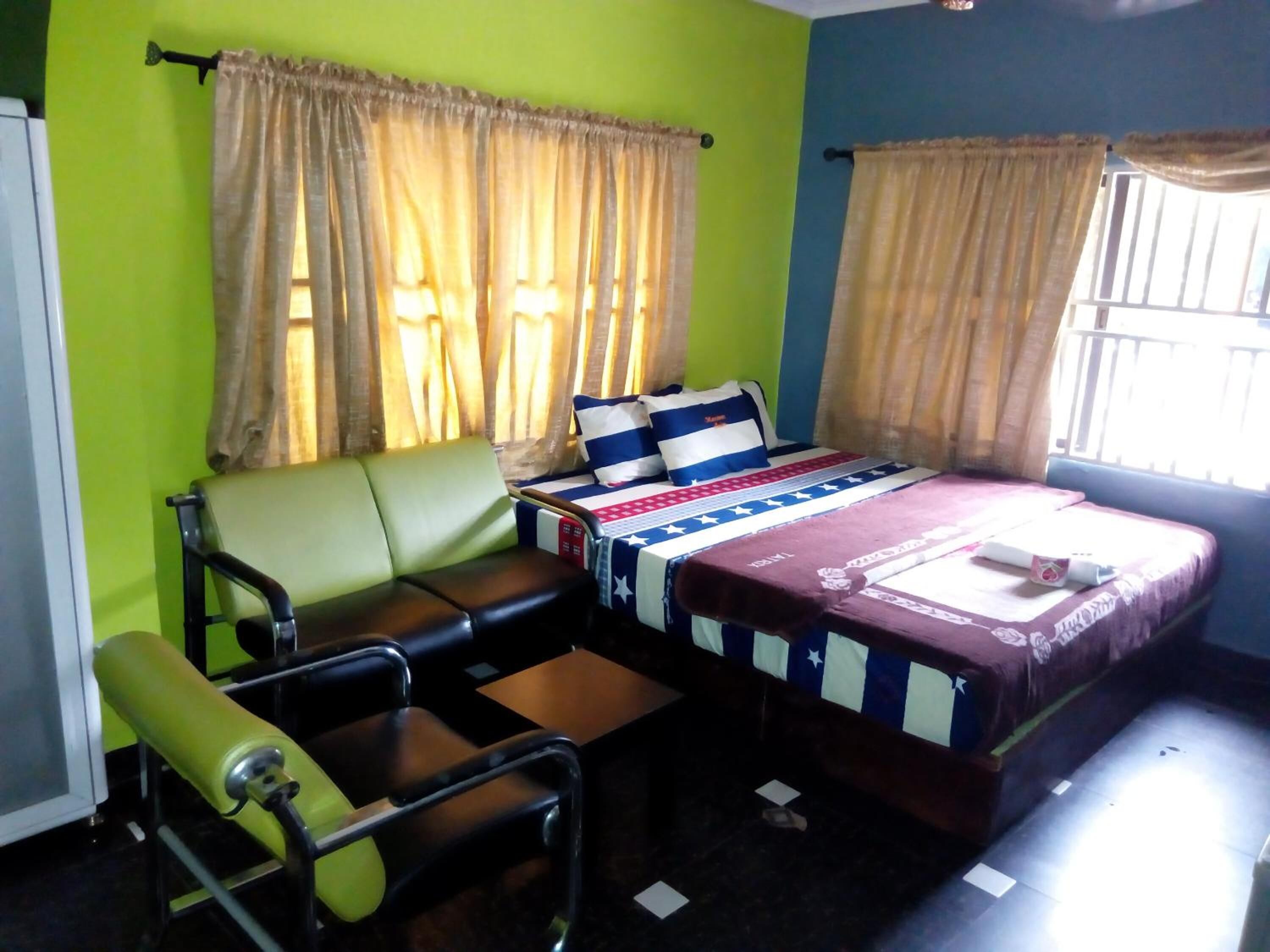 Minibar, desk, laptop workspace, blackout drapes