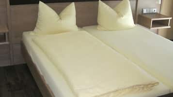 Single Room | Minibar, desk, laptop workspace, free WiFi