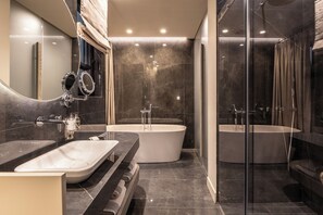 Double Room 11 | Bathroom | Designer toiletries, bathrobes, slippers, towels - Oniro City (Athens)