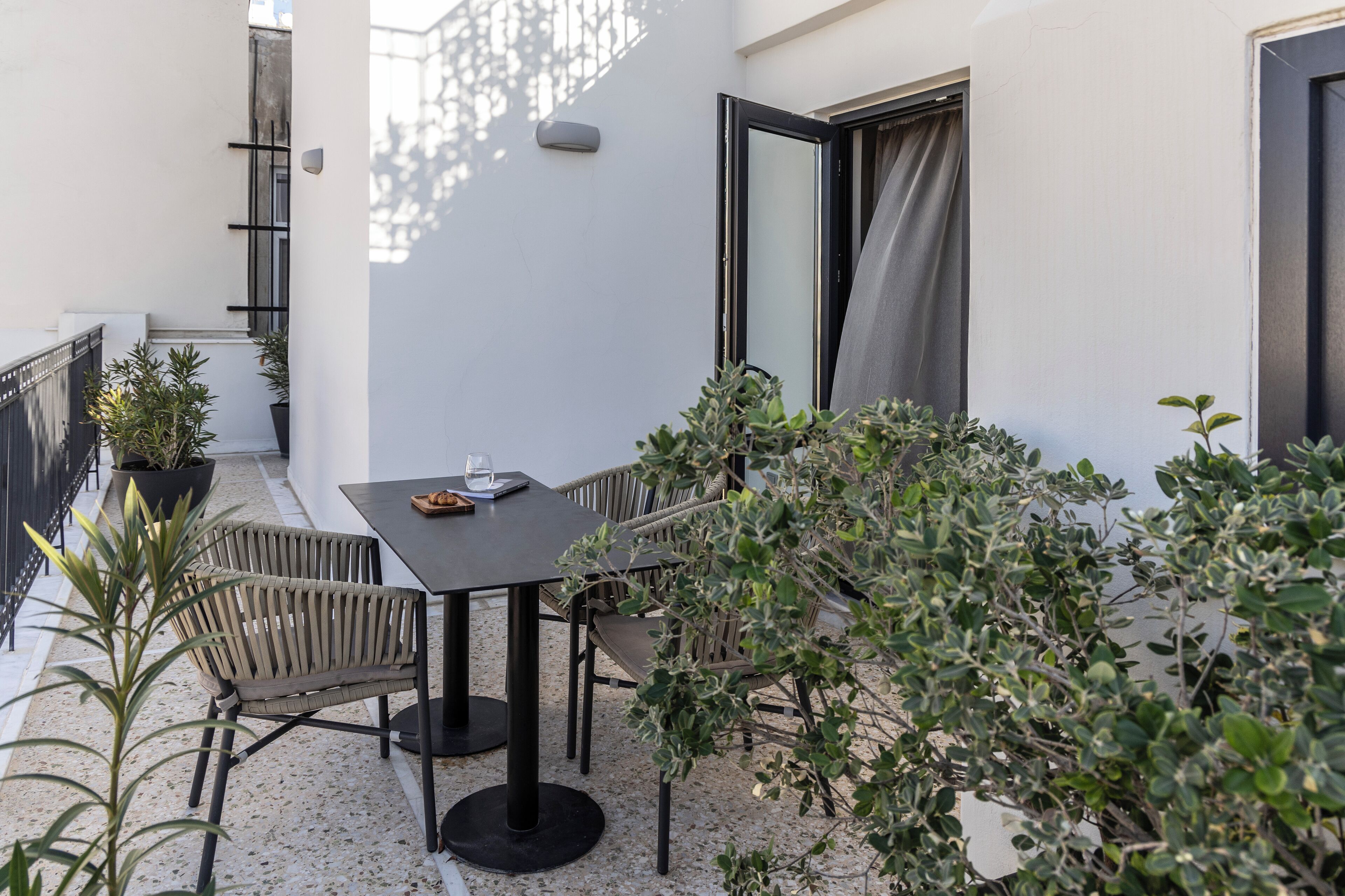 master suite 61 | 1 bedroom, premium bedding, desk, soundproofing