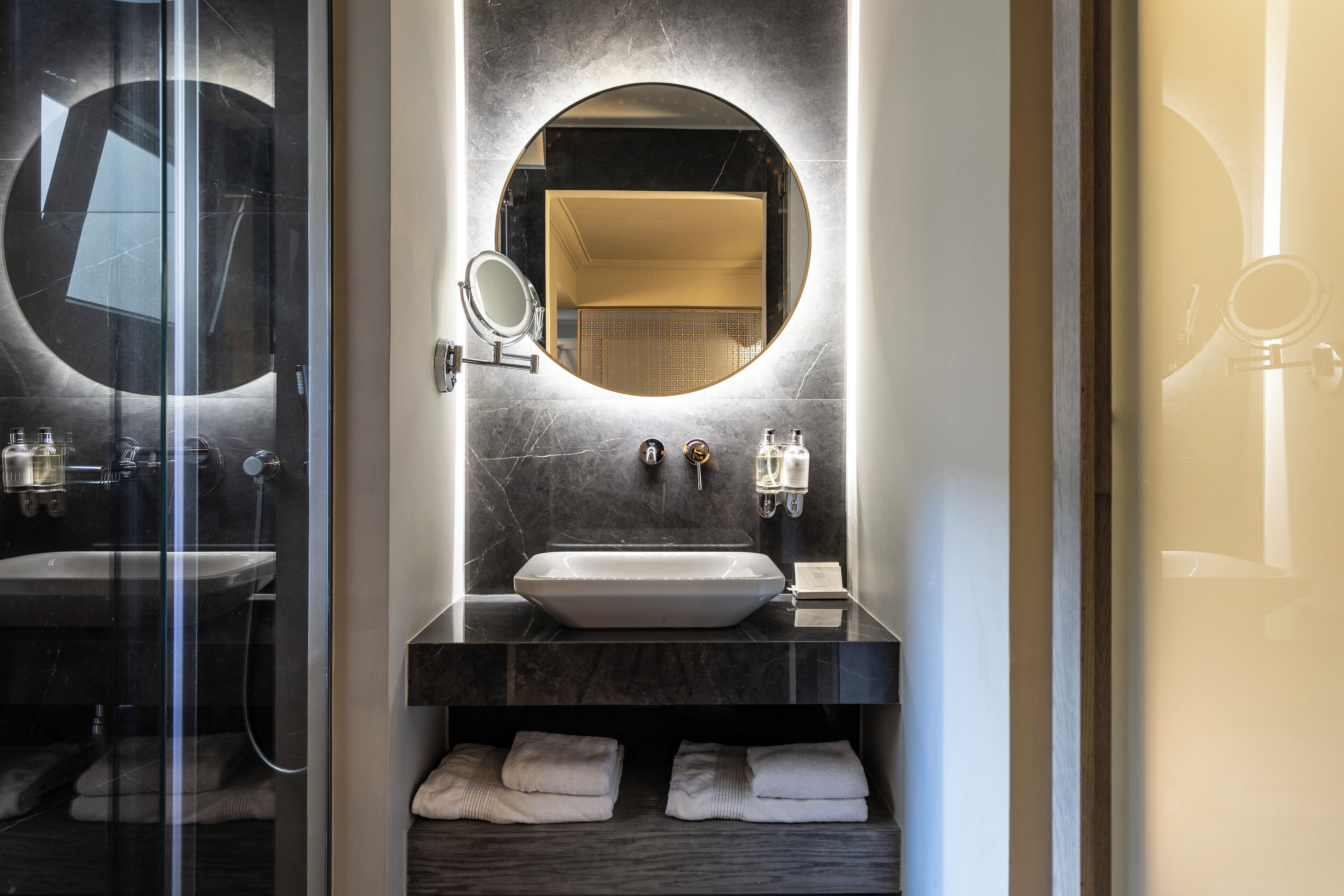 junior suite 14 | bathroom | designer toiletries, bathrobes, slippers, towels