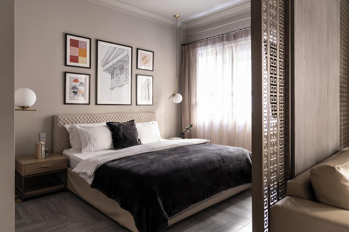 Junior Suite with Small Balcony 24 | 1 slaapkamer, luxe beddengoed, een bureau, geluiddichte muren