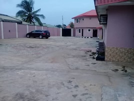 Ókeypis bílastæði með sjálfsafgreiðslu