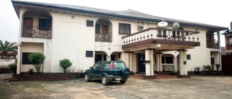 Facciata della struttura