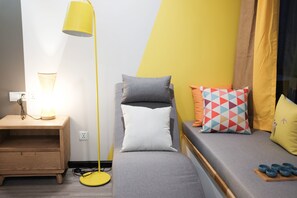 Elite Twin Room, Non Smoking | Desk, blackout drapes, soundproofing, free WiFi