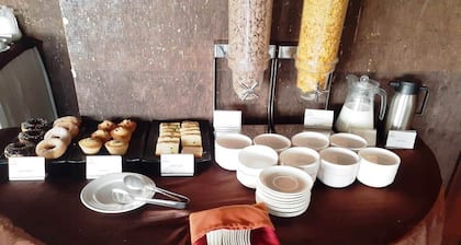 JB Skyhilton Inn