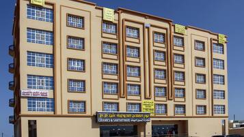 ด้านหน้าที่พัก