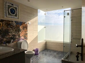 Studio, 1 Double Bed | Bathroom | Shower, towels - Sea view Studio at heart of Hurghada (Hurghada)