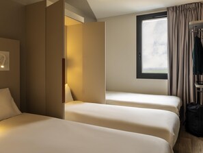 Desk, blackout curtains, soundproofing, free cots/infant beds