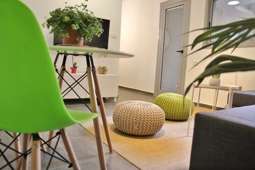 2R full of charm and style at heart of Florentine