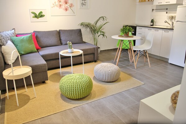 Apartment, City View | Living area - 2R full of charm and style at heart of Florentine (Tel Aviv)