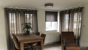 Departamento Deluxe | Servicio a la habitación